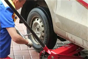 雨山区附近拖车24小时服务热线电话