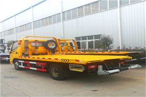 雨山区附近拖车救援搭电